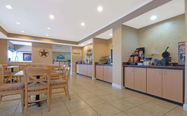 Days Inn by Wyndham Copperas Cove