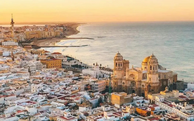 No 14 Cadiz