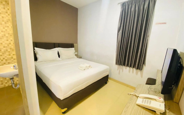 Meriton Boutique Hotel