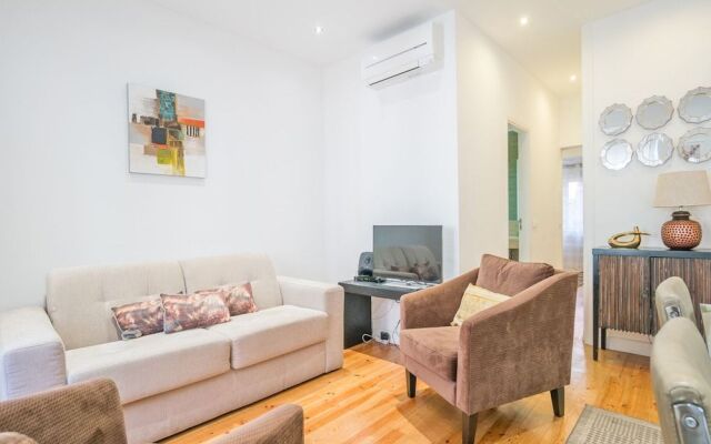 Principe Real Charming and Modern Apartment