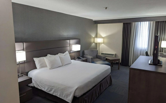 Best Western Plus Toronto Airport Hotel