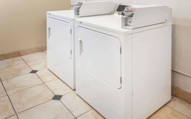 Quality Inn Mishawaka - South Bend