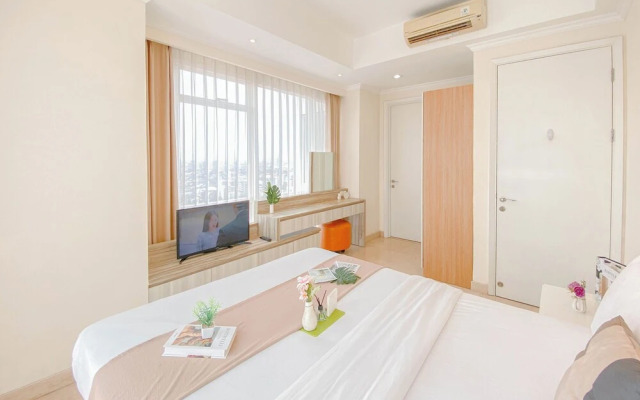 Stunning and Comfy 2BR Apartment at Menteng Park