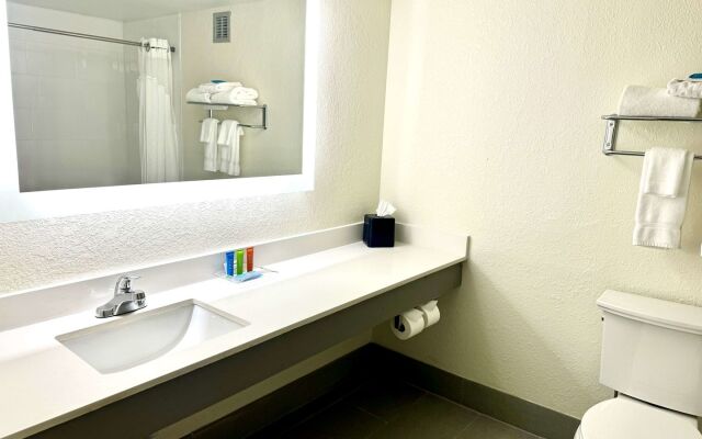 Wyndham Flint MI/Grand Blanc/Bishop Airport/Conference Ct