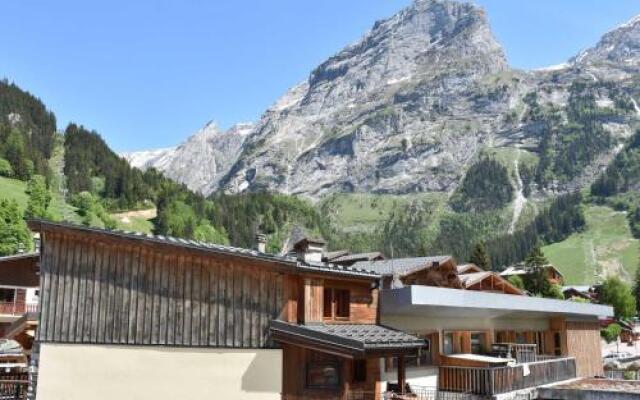 Apartment En Plein Centre Avec Balcon 1