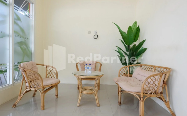 Nawasena Homey Syariah near Bandara Adisucipto 4 Mitra RedDoorz – Guest Rooms – Sleman