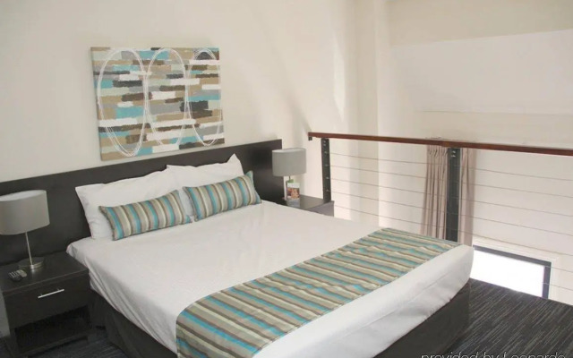 Central Brunswick Apartment Hotel