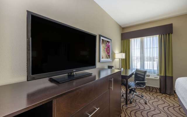 La Quinta Inn & Suites by Wyndham Artesia