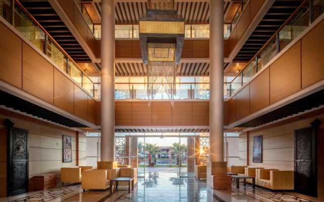 Zephyr Hotel Club Resort and Spa