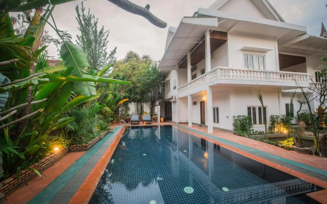 Lavender Angkor Boutique