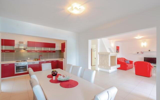 Awesome Home in Prizba With Wifi and 3 Bedrooms