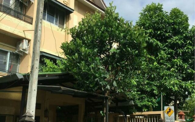 Kanoon Hostel Chiangmai