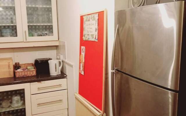 Lovely 2-bed Apartment in Battersea, London