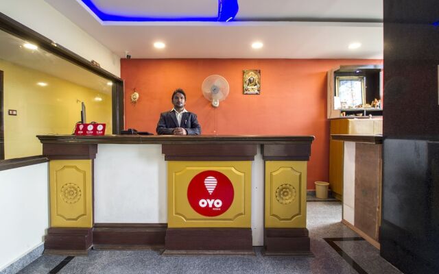 OYO 3968 Chandras Residency