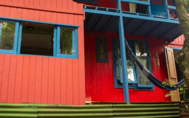 Sun Hostel Guarda do Embaú