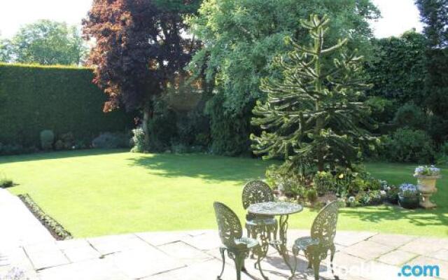 The Oakwood Hall Hotel