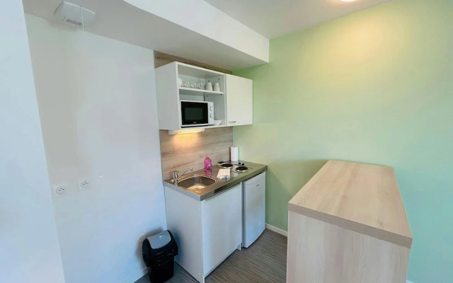 We Live In R - Suite 303