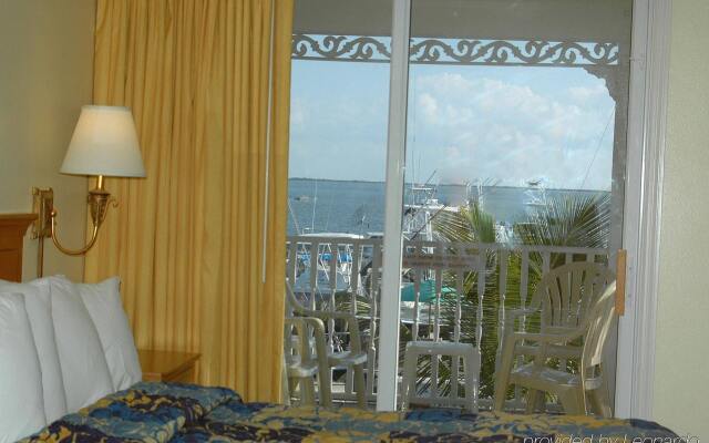 Capt Hiram's Resort