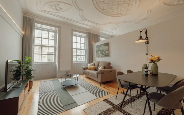 Heart OF Porto Apartment C by Vacationy