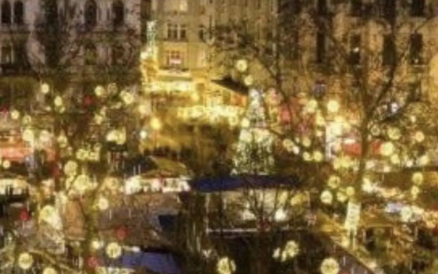 Fashion street premier apartment