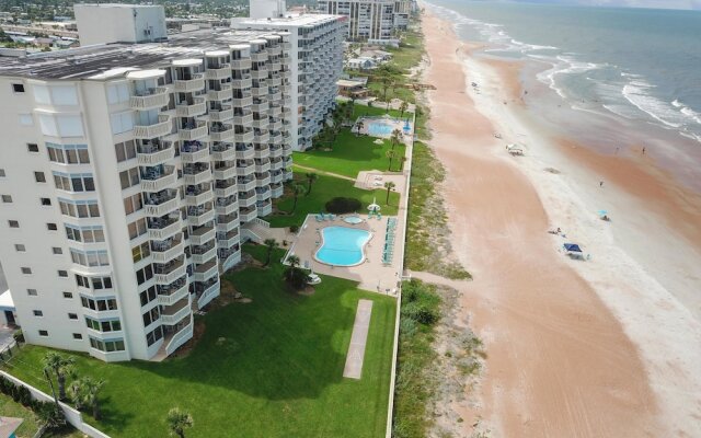 Surfside Club