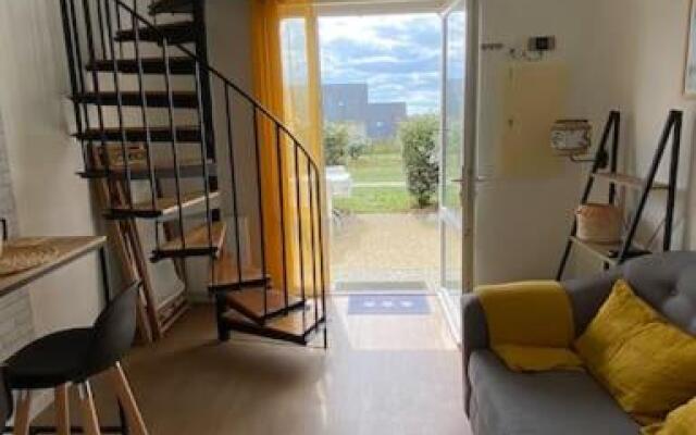 Studio duplex face à la mer