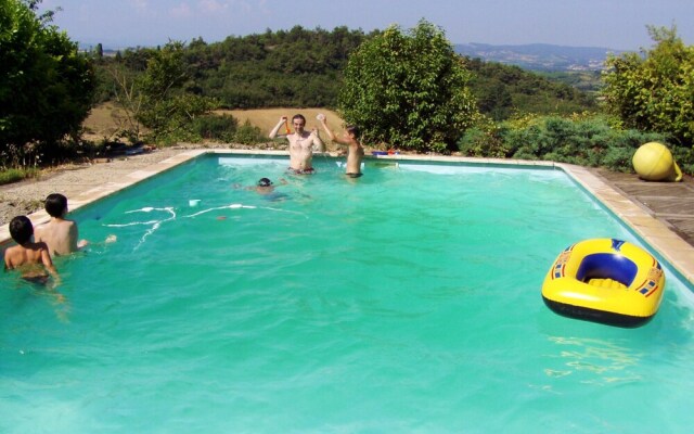 Apartment With 2 Bedrooms in Carcassonne, With Wonderful Mountain View