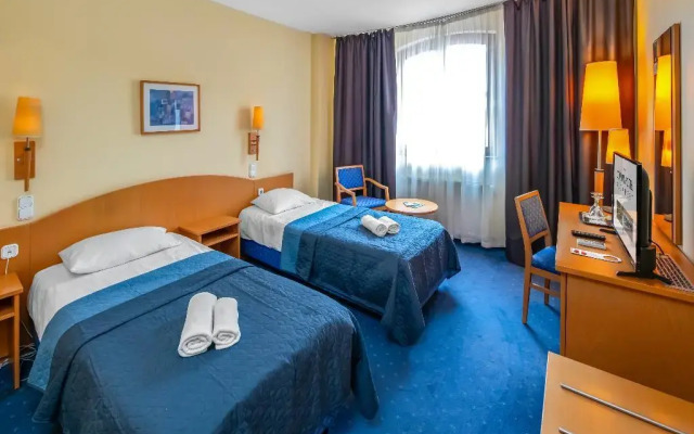 Corvin Hotel Budapest - Sissi wing