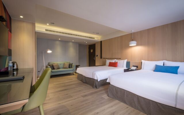 CHECK inn Taichung Wenxin Zhongqing