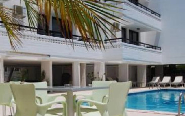 Agrino Hotel Apartments