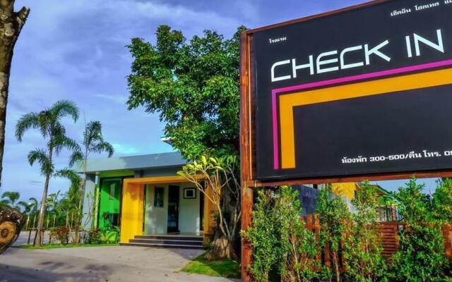 Check in Hotel and Resort