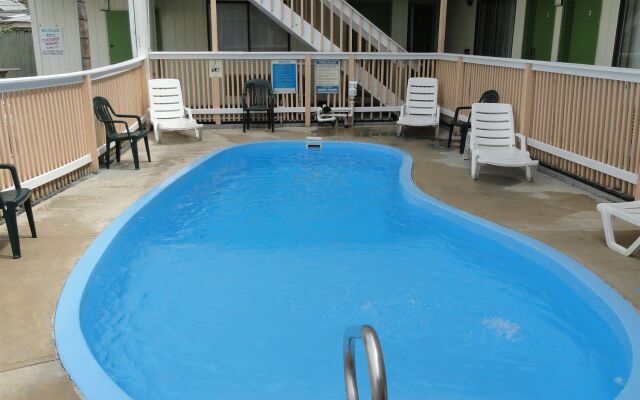 Sea Palace Motel