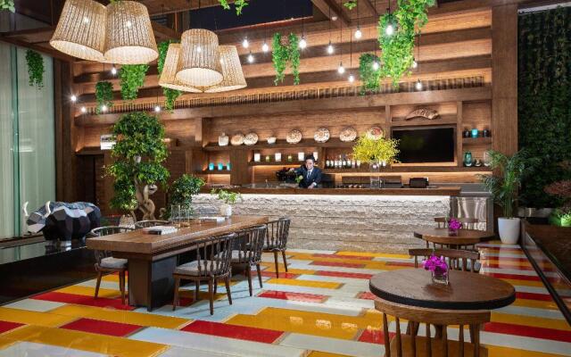 Hotel Indigo Diqing Moonlight City by IHG