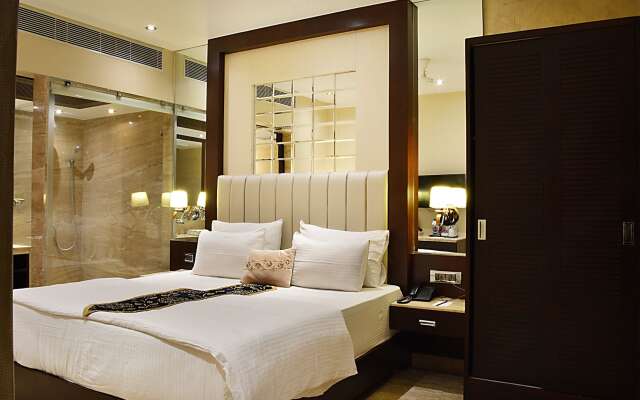 Hotel Emperor Palms at Karol Bagh