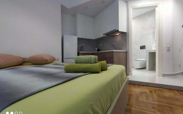 Studio in the heart of Athens next to Monastyraki.