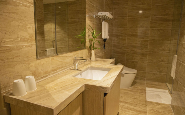 Pearl River Hotel & Apartment