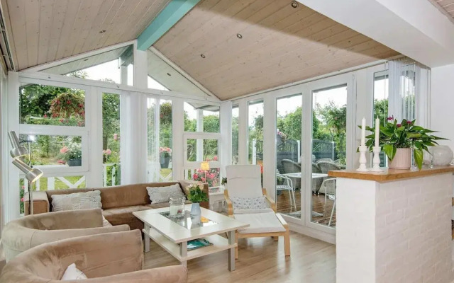 6 Person Holiday Home in Glesborg