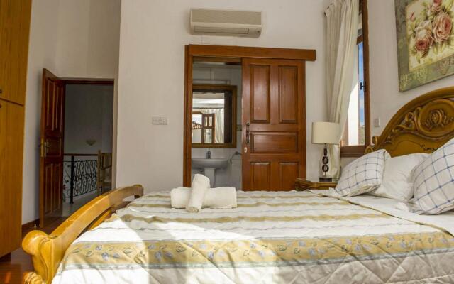 Villa Minoas Large Private Pool Walk to Beach Sea Views A C Wifi Eco-friendly - 2565