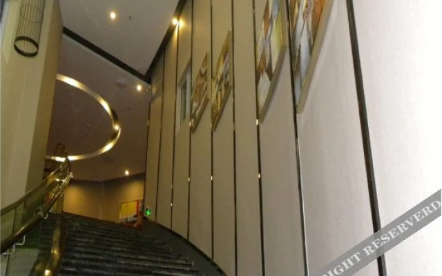 Tianlun Business Hotel