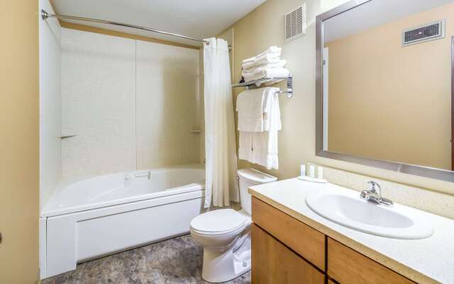 Clarion Hotel & Suites Fairbanks near Ft. Wainwright