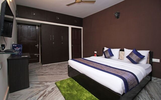 OYO 8914 Hotel Ambrosia