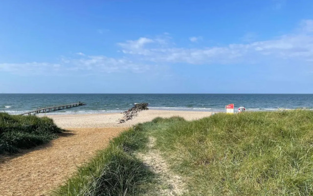 6 Person Holiday Home in Blavand-by Traum