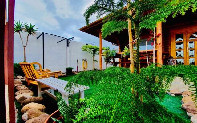 Canary Wild House 2