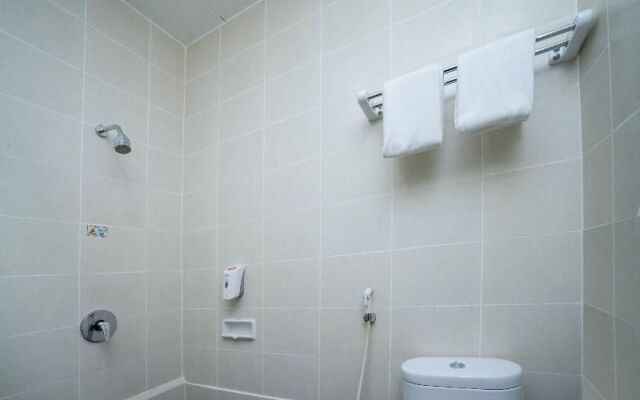 Capital O 1083 Hotel Grand Kartika