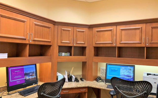 Hilton Garden Inn Oconomowoc