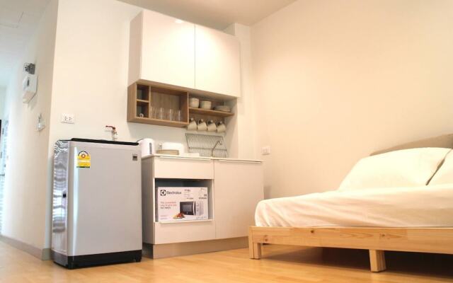 Live like a local in Ekkamai