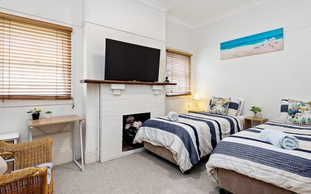 Coachhouse on the Beach