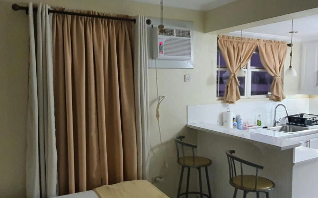 Hastings Towers 4D - Studio Apt Opp Beach