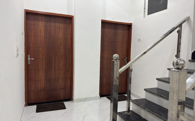 Shree Hanumat Kripa Dham