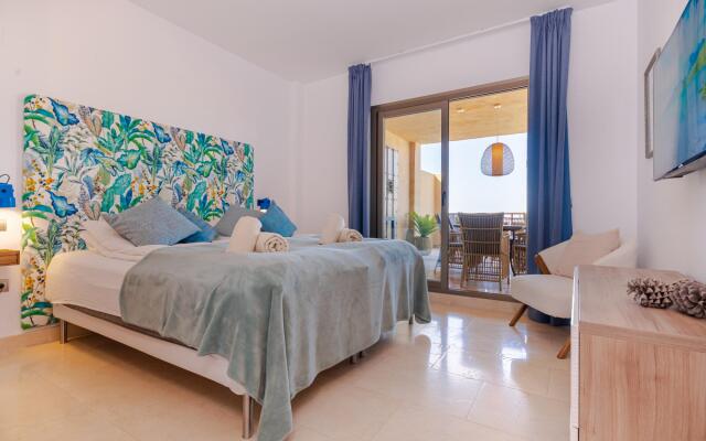 7508 - Wonderful apartment with great views